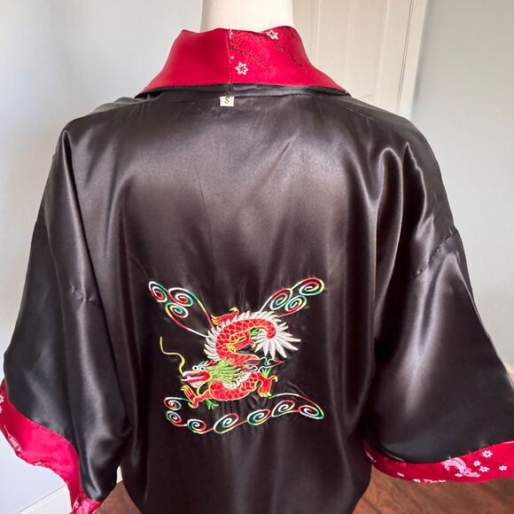 VTG Embroidered Dragon Reversible Satin Kimono Robe Asian Print Smoking Jacket S - Picture 13 of 16